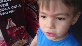 Hasan,Algida Max Dondurma Istedi Ama Bakkalda Kalmamış