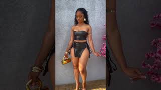 Miniskirt Twerk Check