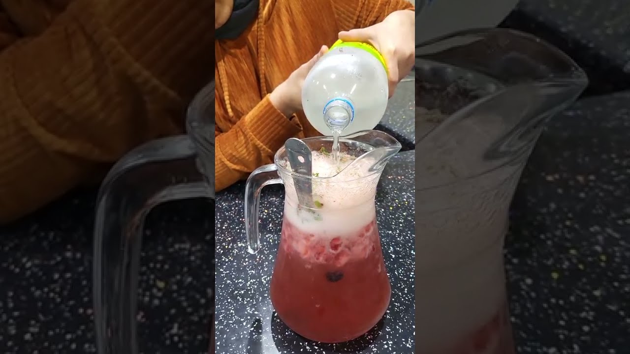 How To Make The Yummiest Mixed Berries Mojitos! 🍹