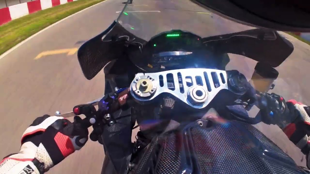 Sofia riders track day 11.05.2025 . Yamaha r1 rn65