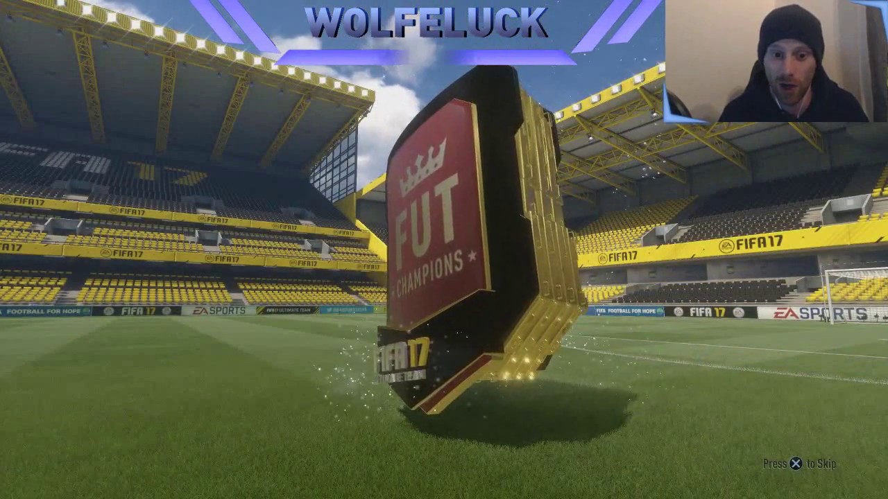 MONTHLY REWARDS FUT CHAMPS 