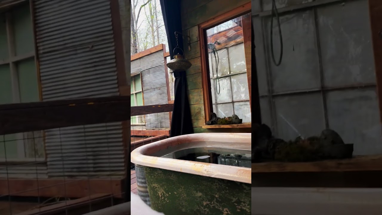 Outdoor Spa at The Hive at High Rock in Kentucky 