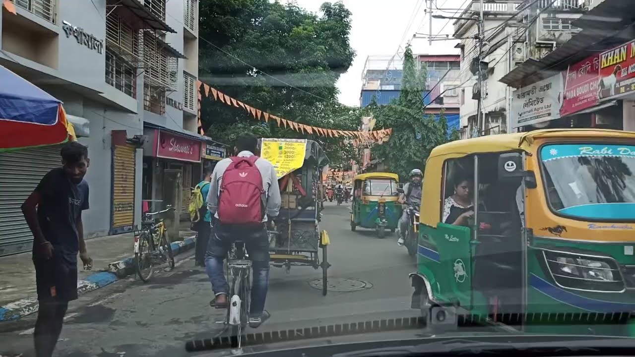 Kolkata Drive - Baghajatin More Crossing to Baghajatin Station