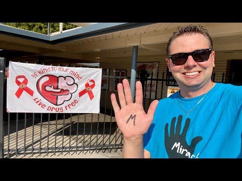 Mr. Peace Visits Herndon-Barstow Elementary School in Fresno, California