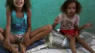 Música Hilary E Eshile Catamdo