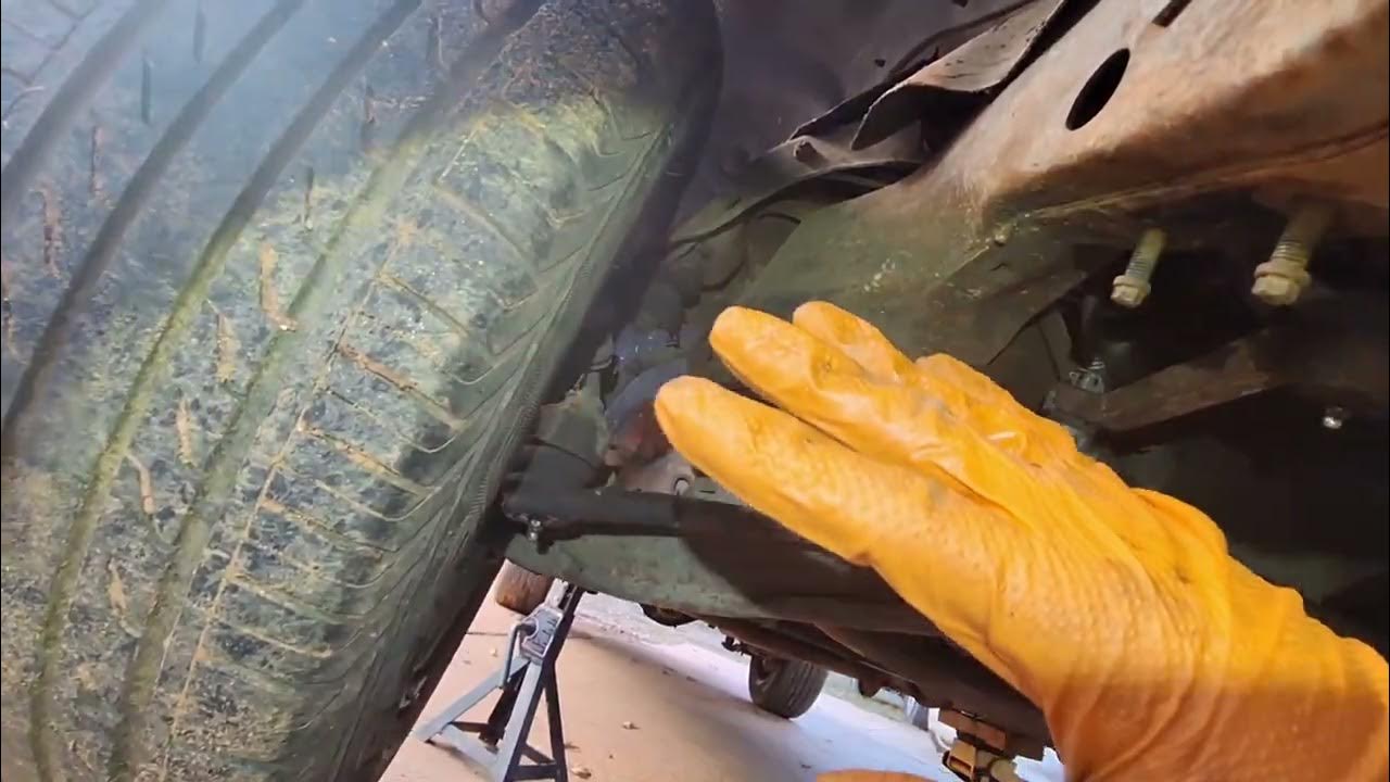 Steering Problems on a GMC Sonoma. How to Replacing a Steering Center
