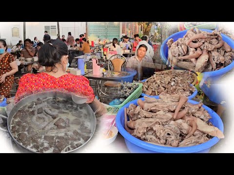 Khách đông khủng khiếp hủ tiếu đuôi heo và cháo lòng dồi quá hấp dân không thể cưỡng lại