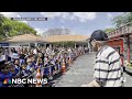 100 students orchestrate a moving surprise for 99-year-old WWII veteran