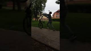 Ellopták A Biciklim