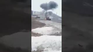 Ukraine War || Russian T-72 tank destroyed using NLAW anti-tank launcher in Sumy || 28-FEB-2022