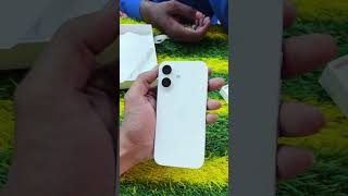 Unboxing IPhone 16 😍😍!! #shorts #unboxing #tech #viral #trending @Balaplanet