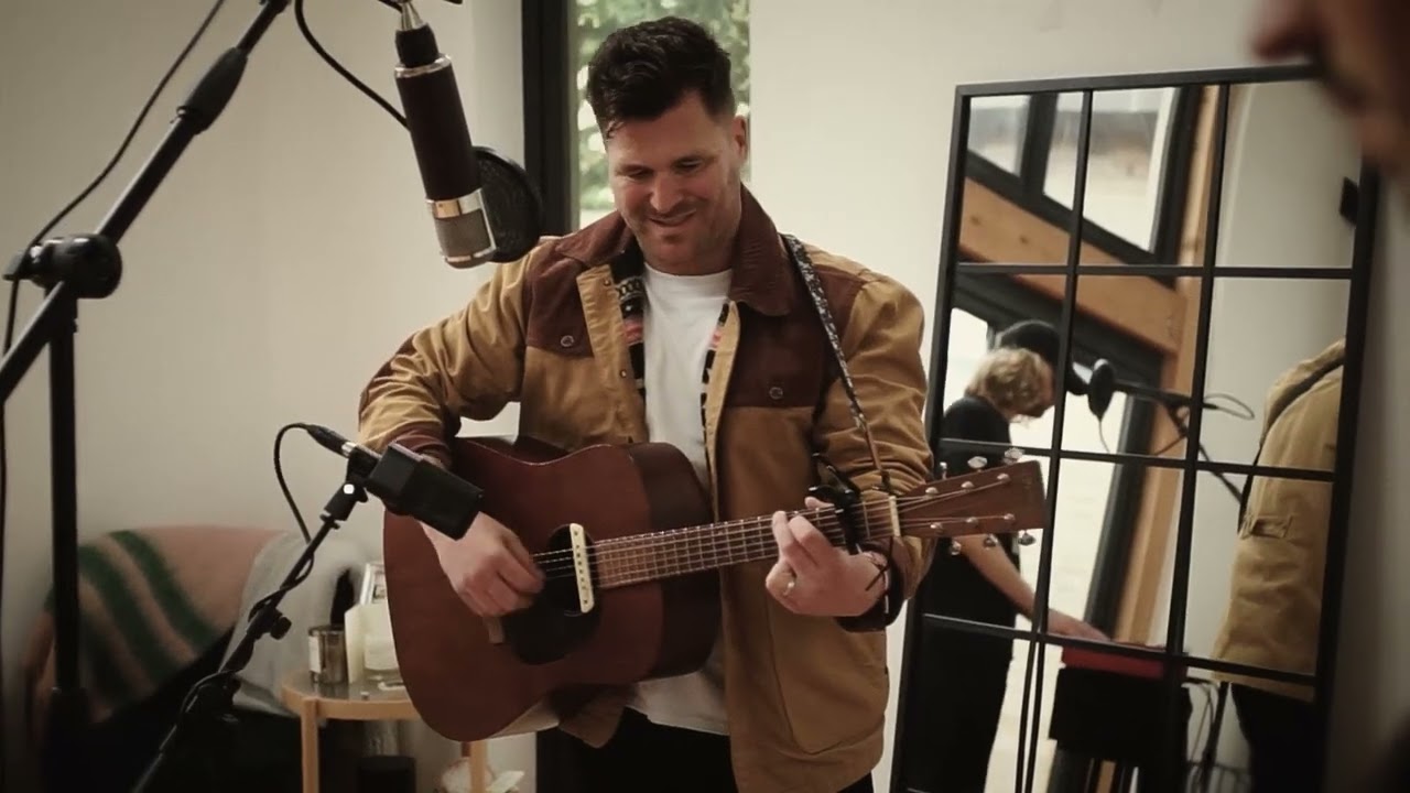 Lafferty - Run to the Mountains (Live from Rye)