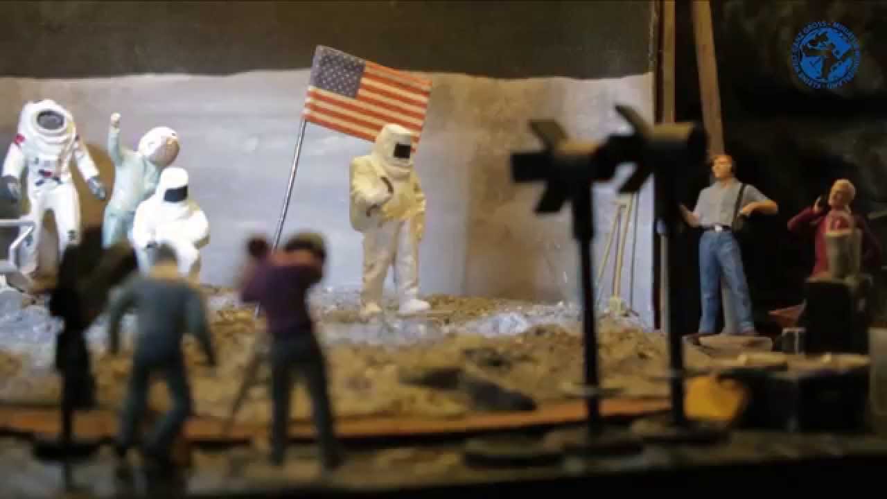 The bunker of conspiracy: The world is dominated by miniature people ...