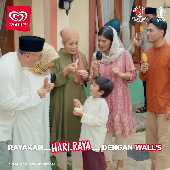 Mau jajan yang seger pas kumpul keluarga saat lebaran? Wall's aja! Rayakan Lebaran makin Happy!