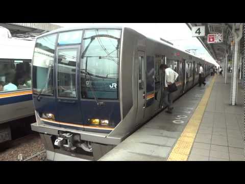 神戸駅　321系普通西明石行き　到着＆発車