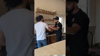 إذا اشتغلت انت و صديقك