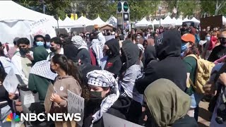 USC students protesting after proPalestinian valedictorian speech canceled