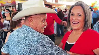 8-24 en la pulga de Alamo Texas