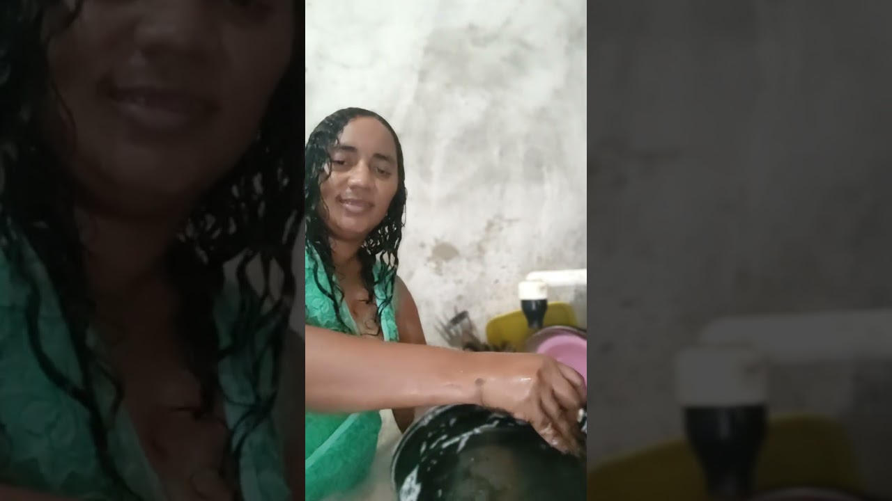 Lavando as panelas de minha mãe 