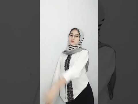 TikTok Goyang Hijab Hot Jilbab Gunung Gede