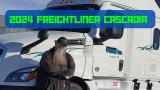 Prime Inc. 2024 Freightliner Cascadia. Inside a truck for a student driver......