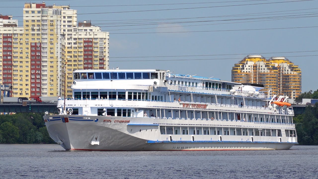 Barco de cruzeiro fluvial Igor Stravinsky