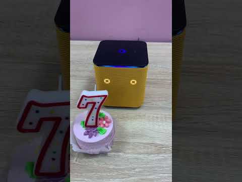 Алиса, с днём рождения 🥳 7 лет помощнику Яндекса