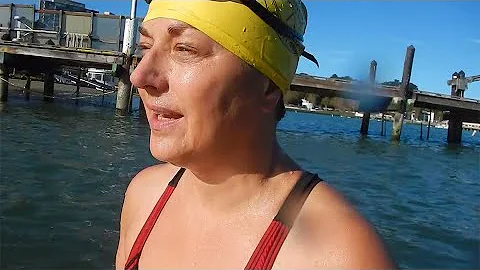 Bay Area Woman Set to Swim from Alcatraz for 1000t...