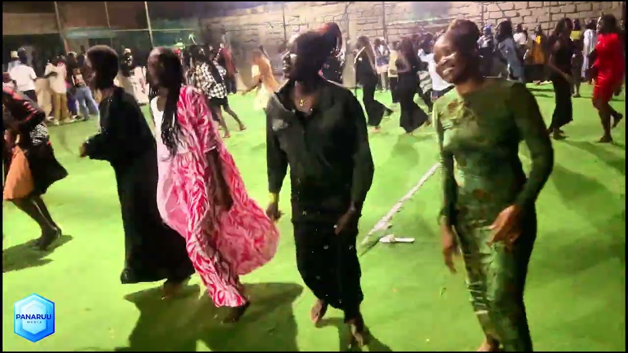 Panaruu traditional dance (Monyluak Agieu wedding song by Kuol Miarial)