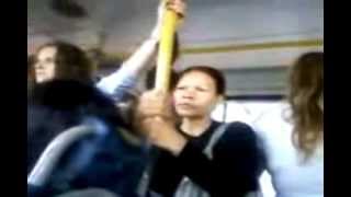 Tia Tarada No Onibus Só No Love Com O Ferro