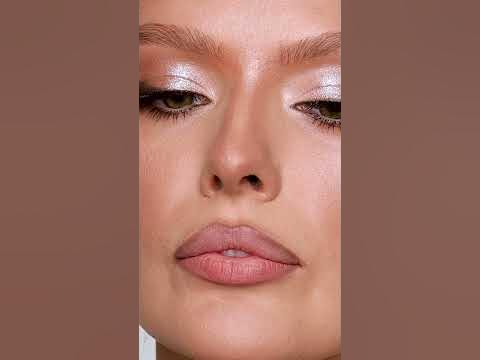 Трендовый макияж губ: глянцевые, сексуальные губы - YouTube