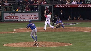 Ibanez smacks three-run shot for 2,000th hit