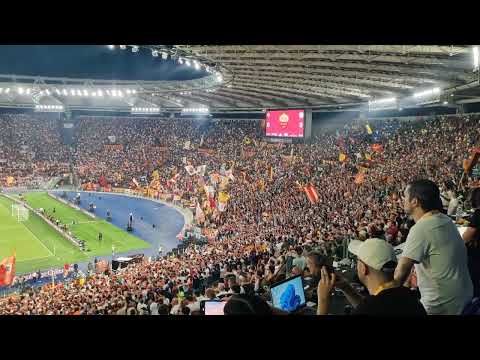 Video 5/9/26 Roma Atalanta: la Curva Sud incendia il pre partita lanciando un coro assordante