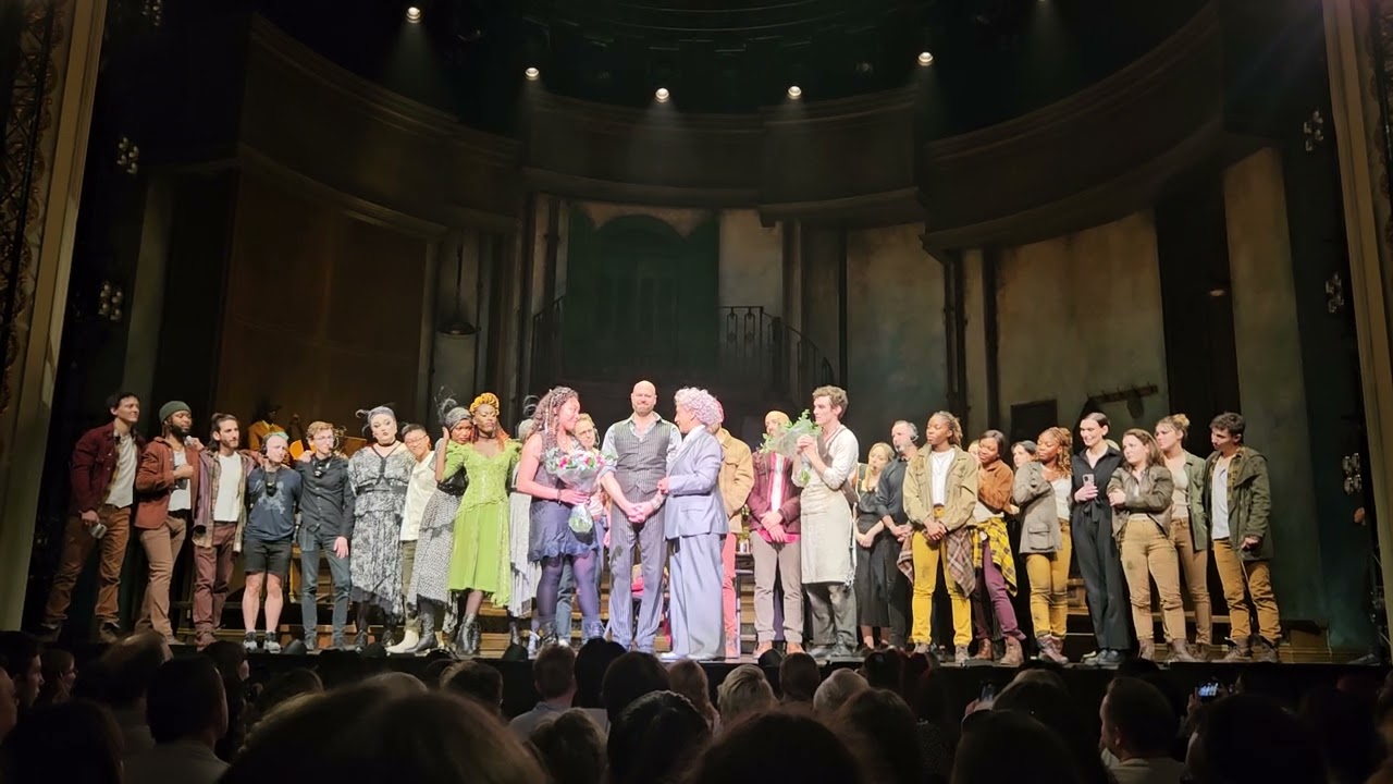 Hadestown West end We raise our cups - Dónal Finn and Grace Hodgett Young's final show - 25/08/2024