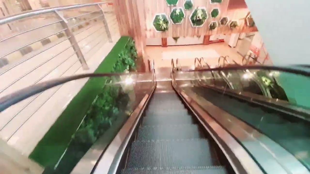 Otis Escalator at Sunway Pyramid Subang, Selangor, Malaysia (Upper To Parking)