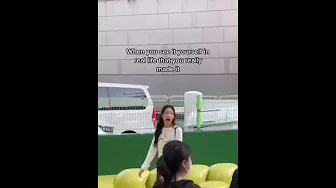 jennie's reaction to her massive billboard 🥺❤ #tamburins #jennie #shorts @jennierubyjane
