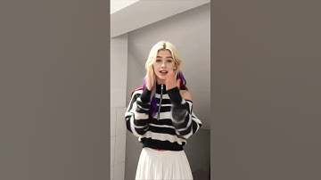 A gesture dance#viral #singer #music #dance #fyp #fashion