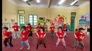 Mn Quang Trung Pttc Bật Chụm Tách Chân Lớp 3 4 Tuổi