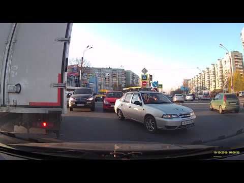 Поворот в нарушение ПДД (п.п. 8.5)