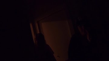 Kinect SLS Camera catches a ghost using the bathroom!