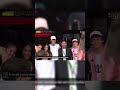 Messi y Antonella visitan a Russell y Antonelli en el box de Mercedes 🙌