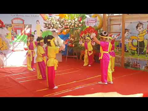 Múa Bắc Kim Thang do các bé lớp 4 tuổi - trường mầm non Vạn Hương