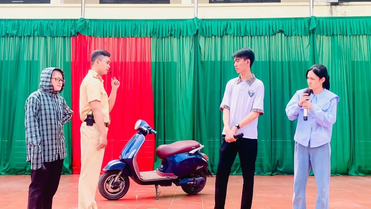 Trường THPT Kim Liên