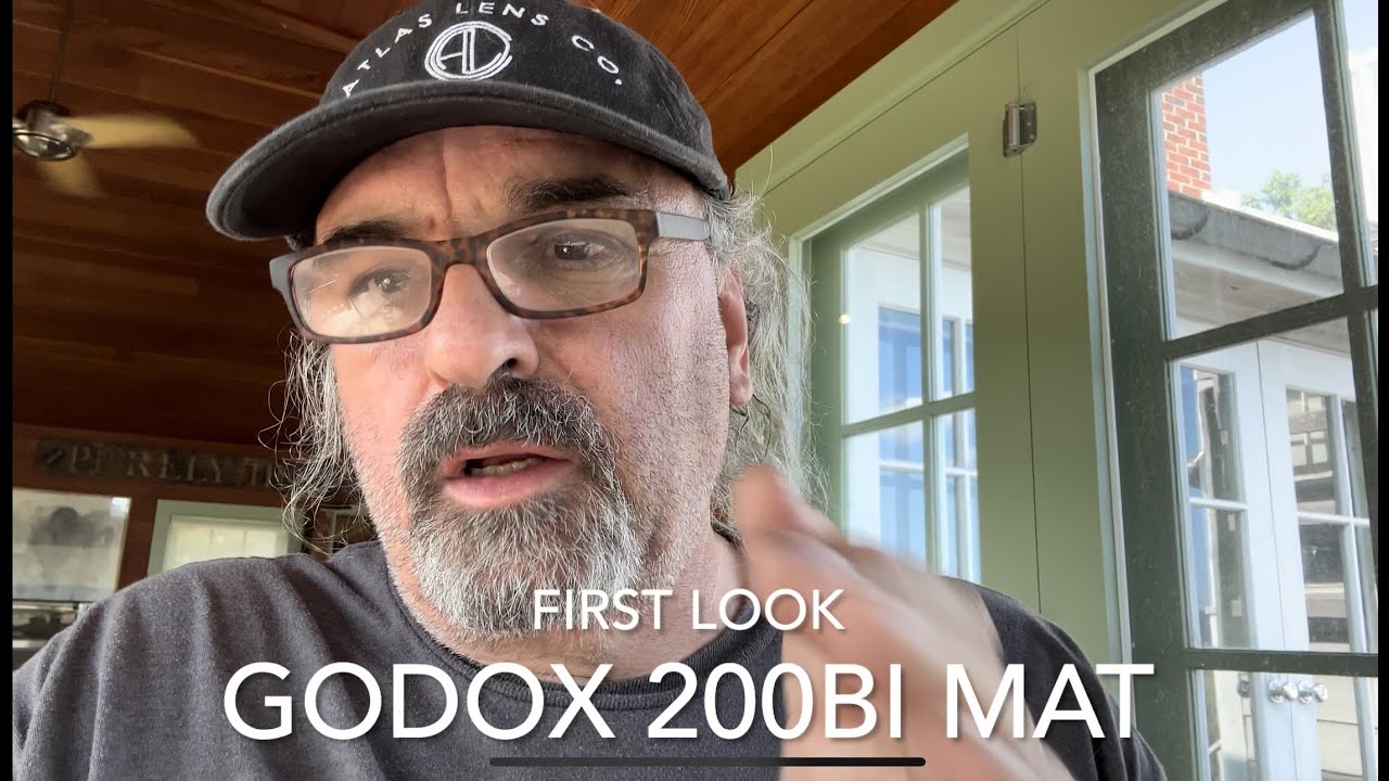Gaffers Salon EP#11 - First look Godox Knowled F200bi Mat Light - YouTube