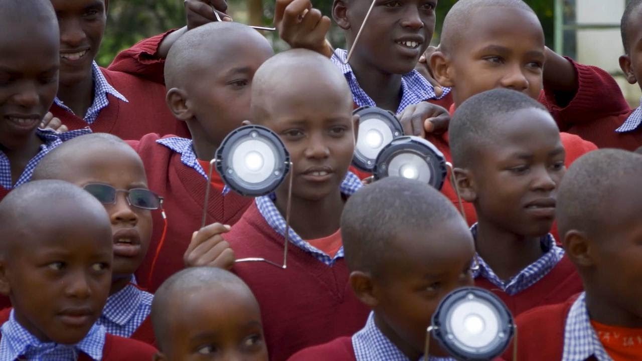 Data-driven d.light empowers lives with Autonomous Database