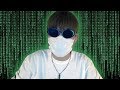 東京への出張で買ったものを色々見せたい男 - 実写動画