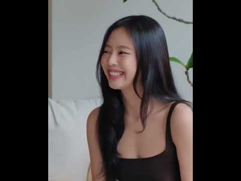Тэхён переживает за Дженни #taehyung #jennie #jennierubyjane #taennie #vbts #shorts