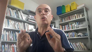 O que são instituições disciplinares para Foucault?