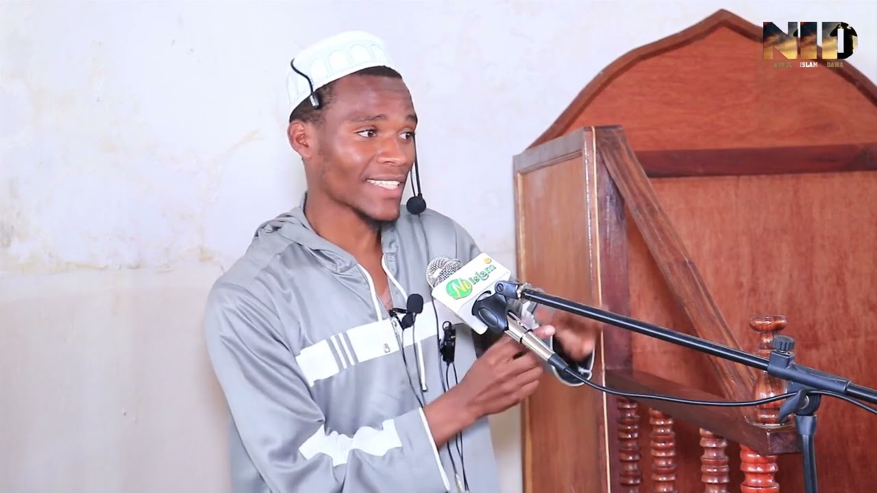 Sheik Kauthar Ahmad- A RESSUREIÇÃO EM DIFERENTES GRUPOS  NO DIA DO QUIAMA