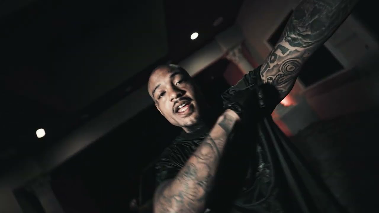 Obejrzyj BigSmokeChapo - Married 2 The Game (Official Video) w YouTube Obejrzyj BigSmokeChapo - Married 2 The Game (Official Video) w YouTube